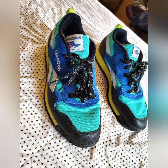 Reebok Ortholite Size 10 Beautiful Colors Sneaker Head - Picture 2 of 5